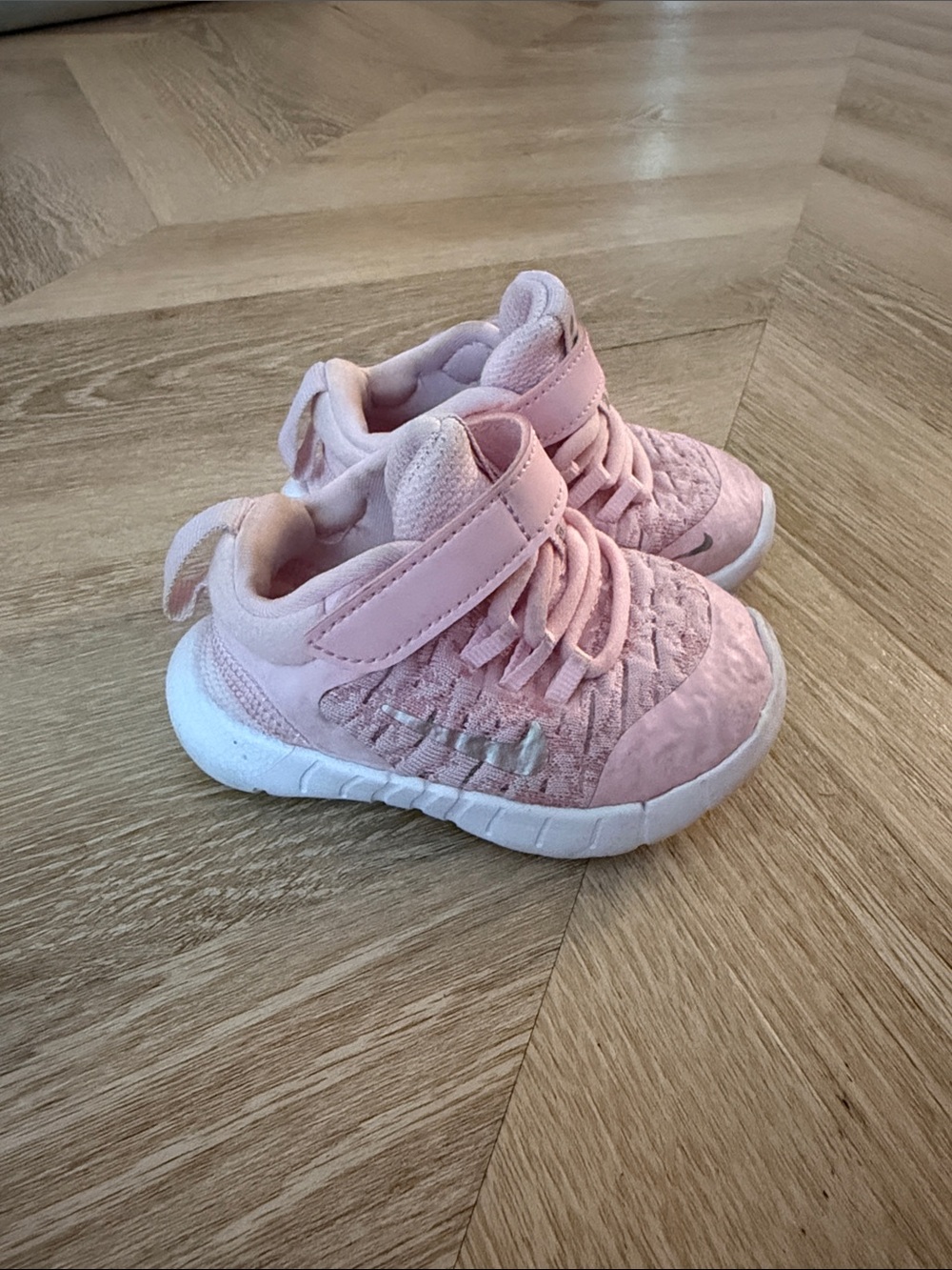 Kids Nike Free Runs